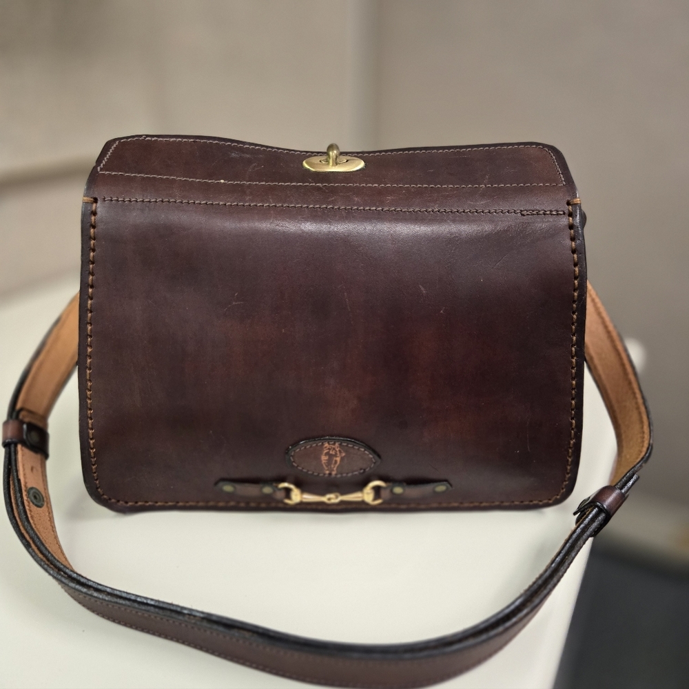 Elegant Brown Leather Handbag